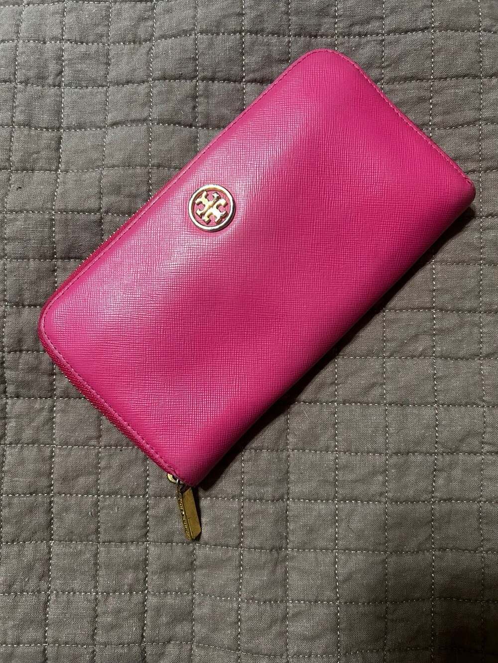 Tory Burch Robinson Saffiano Leather Zip Around Continental Wallet Hot Pink